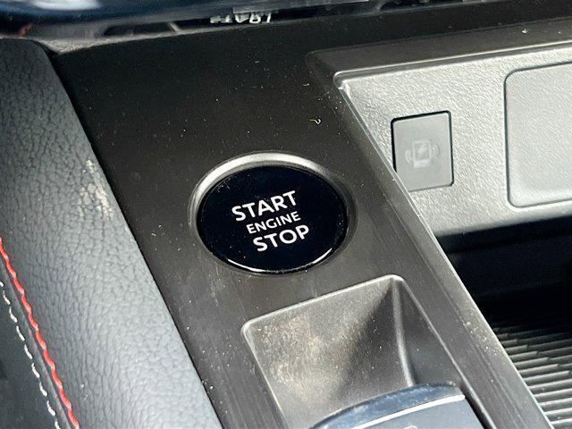 new 2025 Nissan Kicks car, priced at $30,012