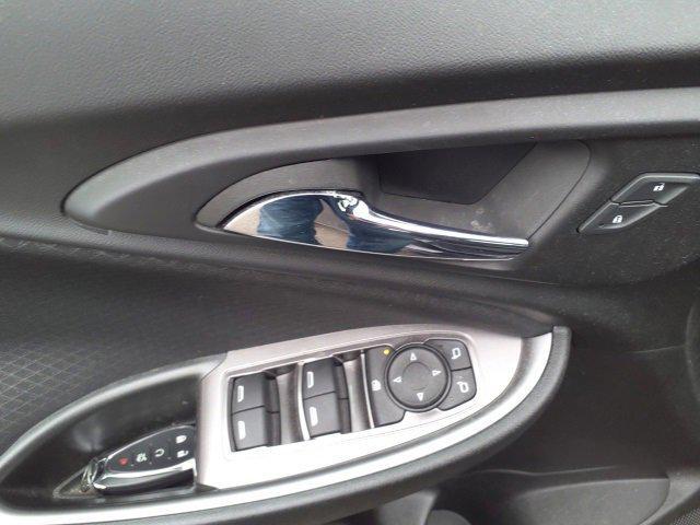 used 2022 Chevrolet Malibu car, priced at $17,394