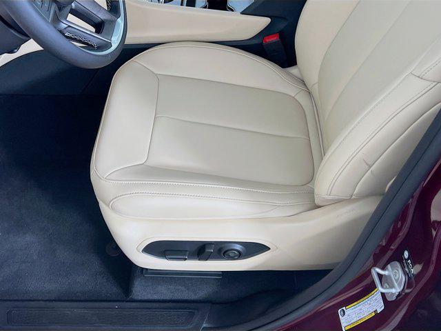 new 2025 Jeep Grand Cherokee car, priced at $46,931
