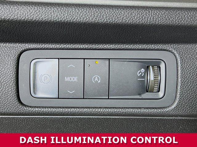 used 2024 Chevrolet Traverse car, priced at $34,800