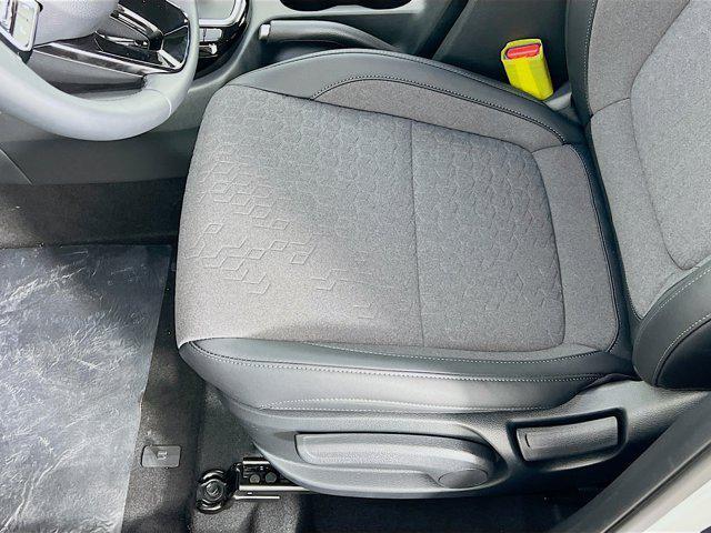 new 2025 Kia Seltos car, priced at $26,011