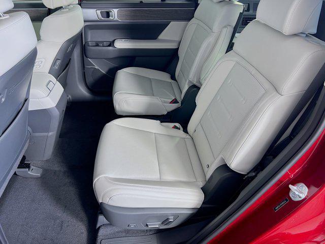 new 2025 Hyundai SANTA FE HEV car, priced at $51,400