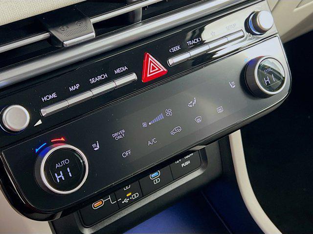 new 2025 Hyundai TUCSON Hybrid car, priced at $37,545