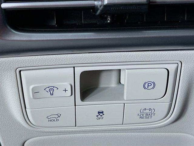 new 2025 Hyundai TUCSON Hybrid car, priced at $37,545