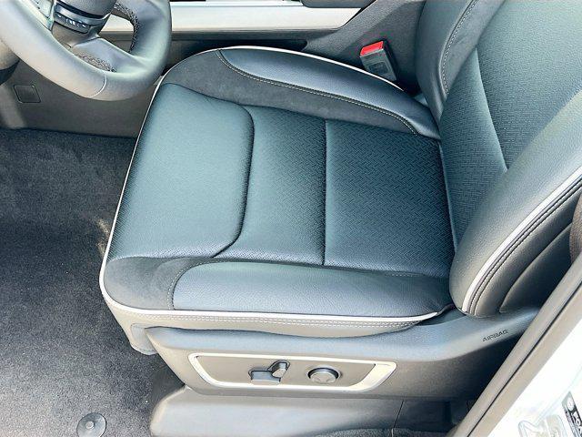 new 2025 Ram 1500 car, priced at $63,907