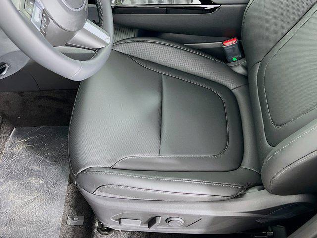 new 2025 Hyundai TUCSON Hybrid car, priced at $38,185