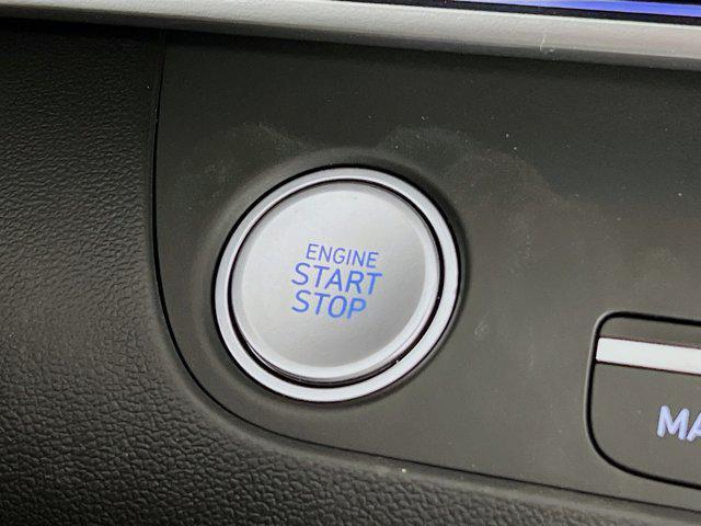 new 2025 Hyundai Elantra car, priced at $26,748