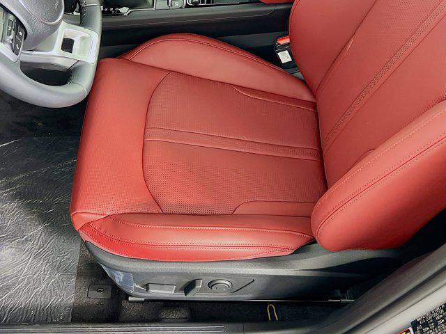 new 2025 Kia K5 car, priced at $30,913