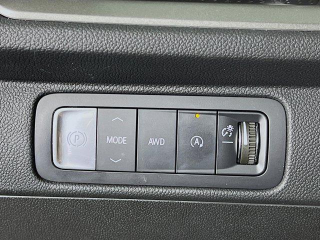 used 2024 Chevrolet Traverse car, priced at $42,637