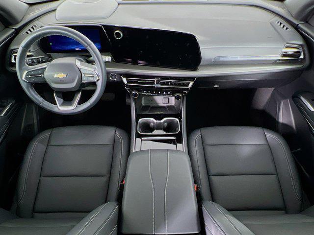 used 2024 Chevrolet Traverse car, priced at $42,637
