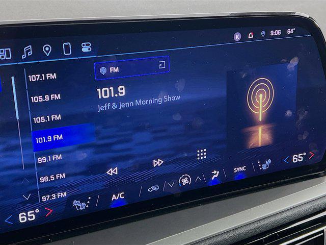 used 2024 Chevrolet Traverse car, priced at $42,637