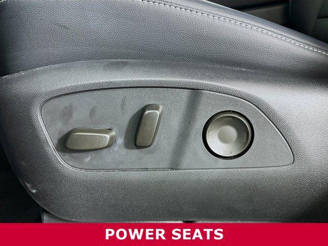 used 2024 Chevrolet Traverse car, priced at $40,790