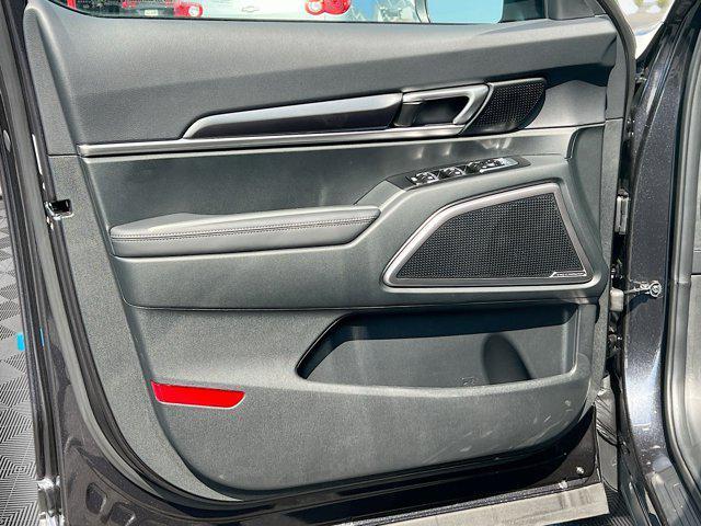 new 2025 Kia Telluride car, priced at $41,054