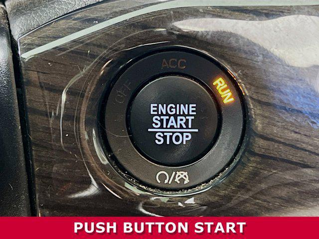 used 2016 Jeep Grand Cherokee car, priced at $17,495