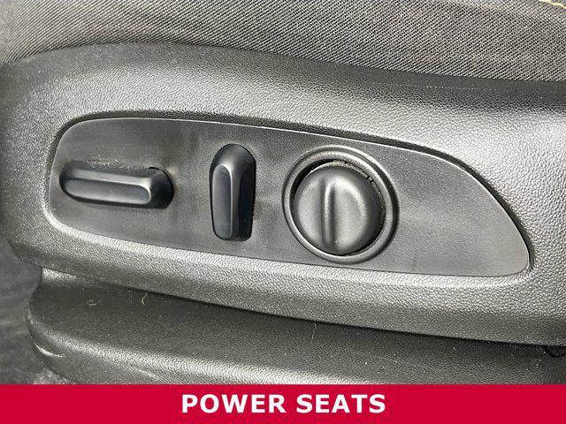 used 2021 Chevrolet Equinox car, priced at $19,519
