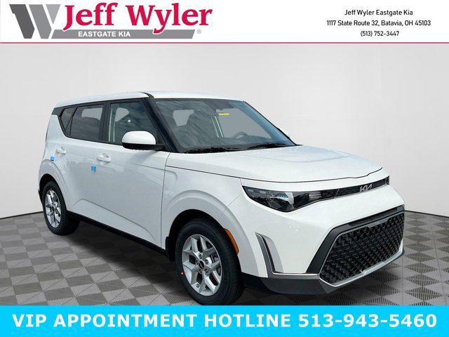 new 2025 Kia Soul car, priced at $22,221