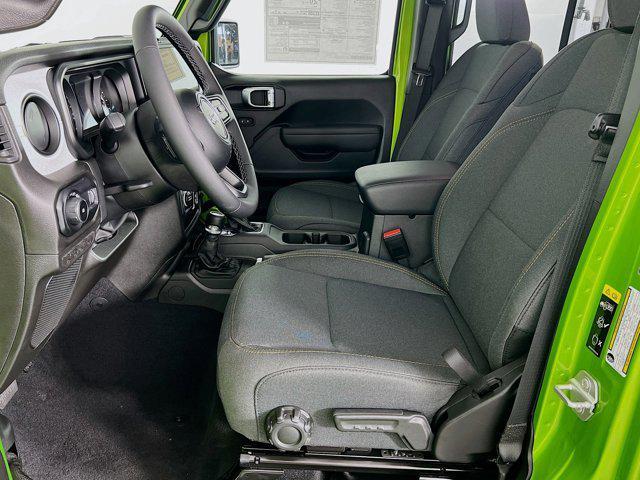 new 2025 Jeep Wrangler car, priced at $45,256