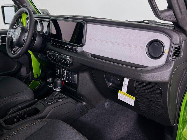 new 2025 Jeep Wrangler car, priced at $45,256
