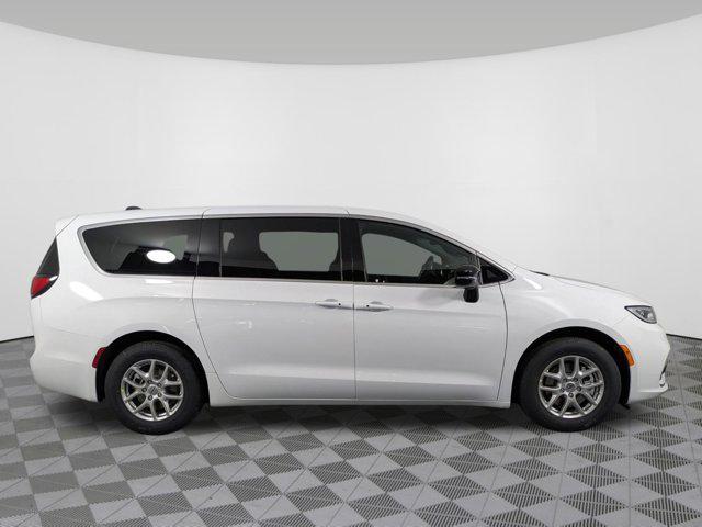 new 2025 Chrysler Pacifica car, priced at $41,145