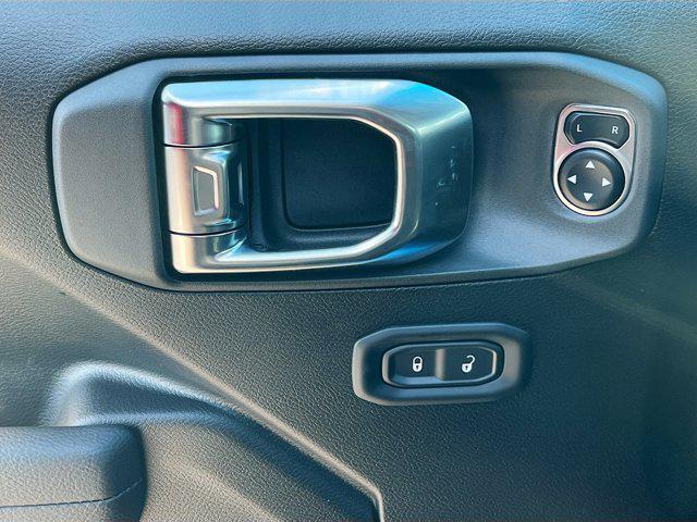 new 2026 Jeep Wrangler car, priced at $47,521