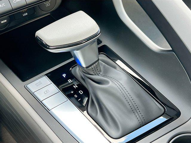 new 2025 Hyundai Elantra car, priced at $23,536