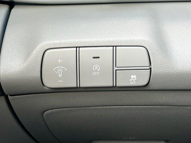 new 2025 Hyundai Elantra car, priced at $23,536