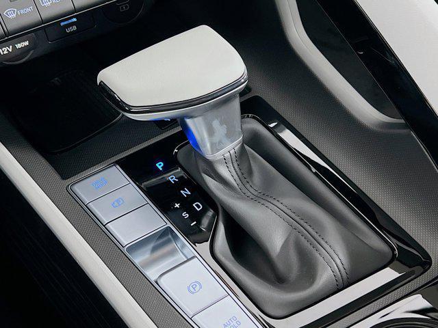new 2025 Hyundai Elantra car, priced at $31,002