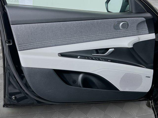 new 2025 Hyundai Elantra car, priced at $31,002