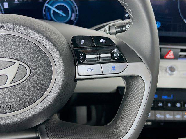 new 2025 Hyundai Elantra car, priced at $31,002