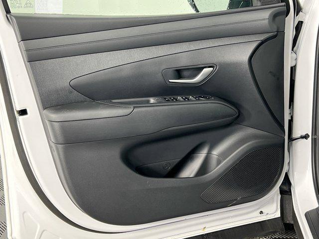 new 2025 Hyundai TUCSON Hybrid car, priced at $38,127