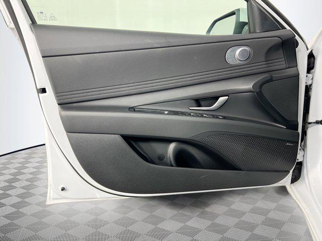 new 2025 Hyundai Elantra car, priced at $31,476