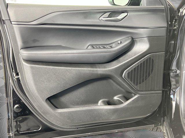 new 2025 Jeep Grand Cherokee L car, priced at $45,067