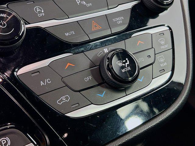 used 2020 Chrysler Pacifica car, priced at $13,079