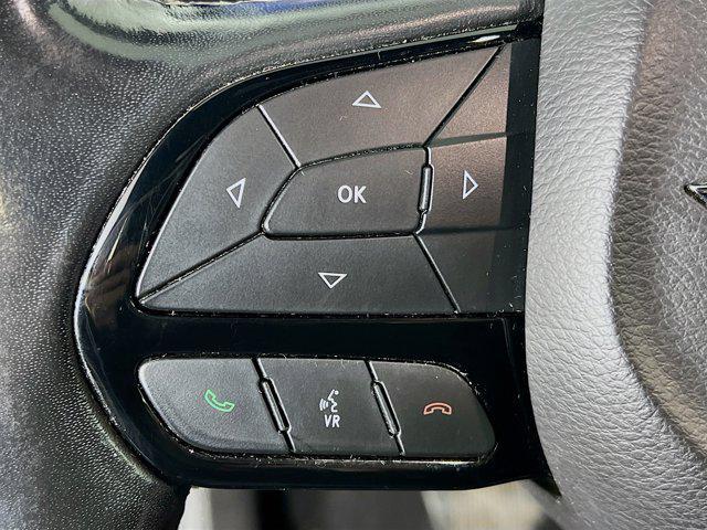 used 2020 Chrysler Pacifica car, priced at $13,079