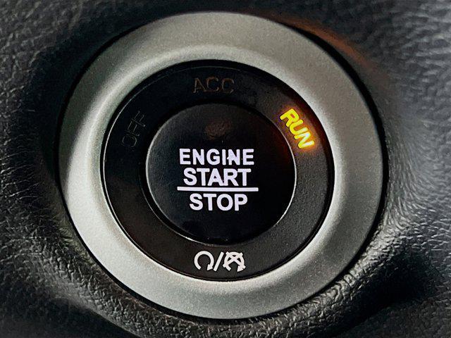 used 2020 Chrysler Pacifica car, priced at $13,079