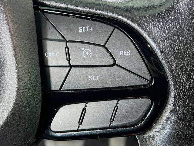 used 2020 Chrysler Pacifica car, priced at $13,079