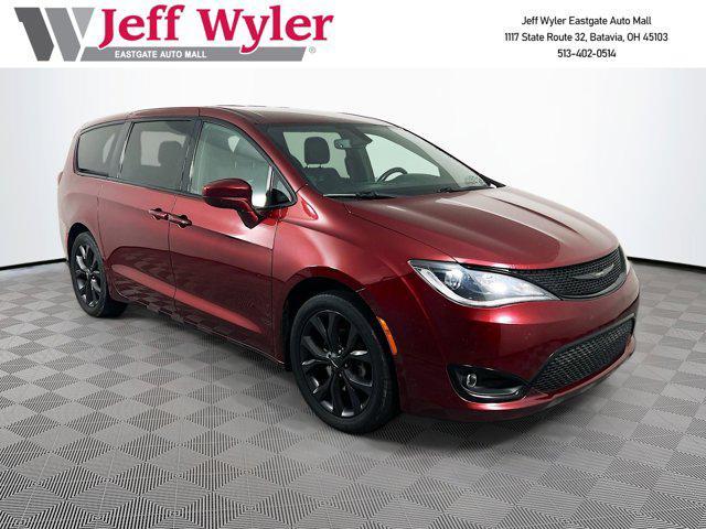 used 2020 Chrysler Pacifica car, priced at $13,079