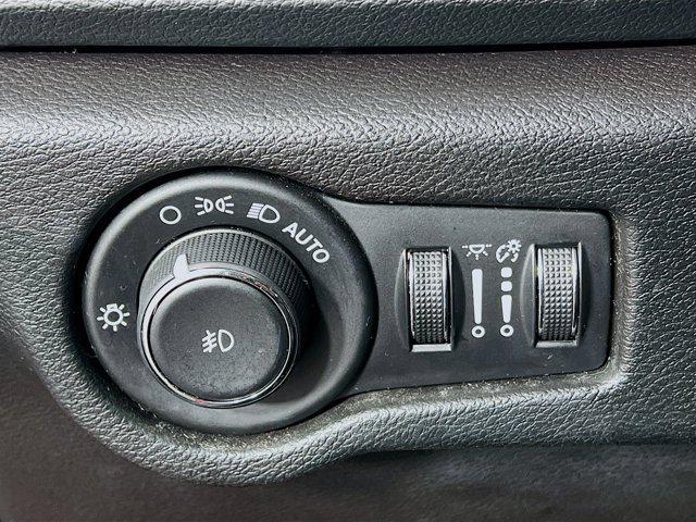 used 2020 Chrysler Pacifica car, priced at $13,079