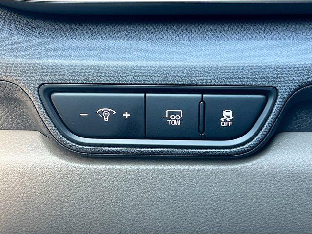 new 2026 Kia Carnival Hybrid car, priced at $43,116