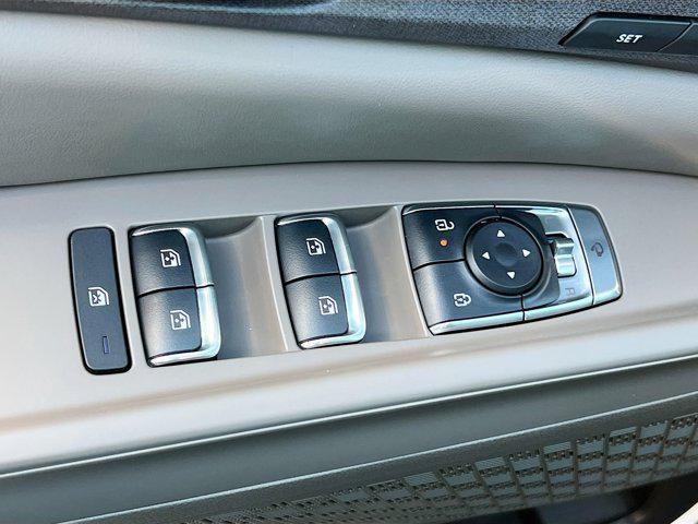 new 2026 Kia Carnival Hybrid car, priced at $43,116