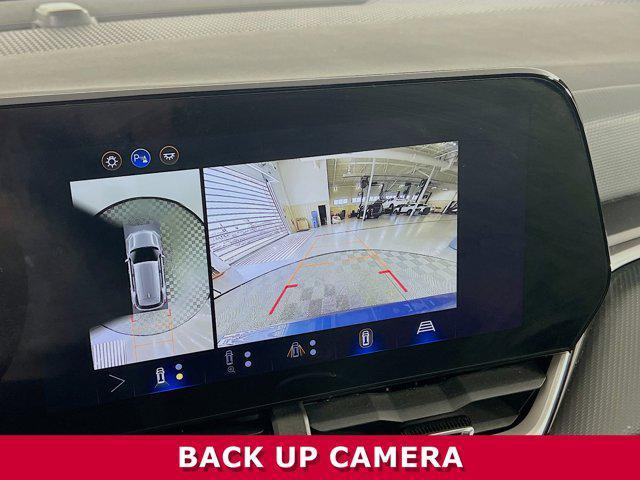 used 2025 Chevrolet Equinox car, priced at $29,310