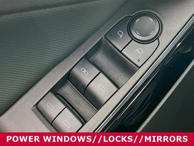 used 2025 Chevrolet Equinox car, priced at $29,310