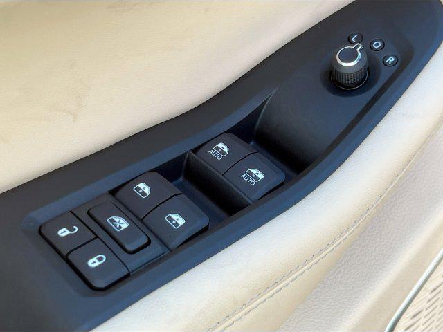 new 2025 Jeep Grand Cherokee car, priced at $41,292