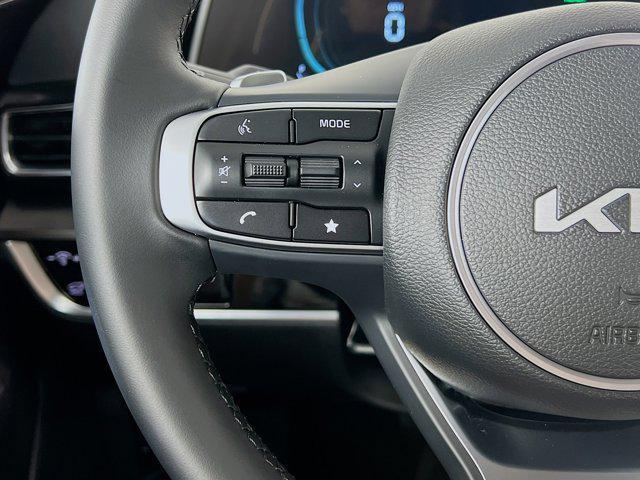 new 2025 Kia Sportage Hybrid car, priced at $33,217