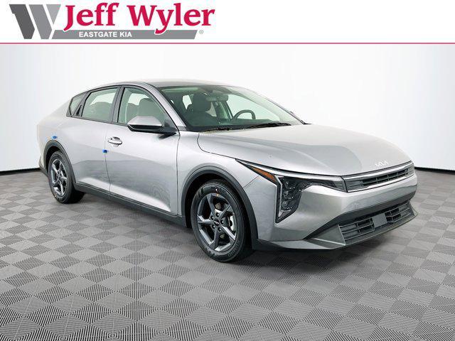 new 2025 Kia K4 car, priced at $23,346