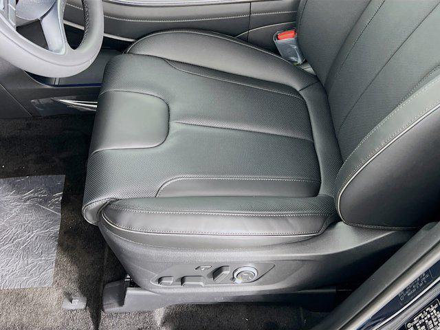 new 2025 Hyundai Palisade car, priced at $54,220