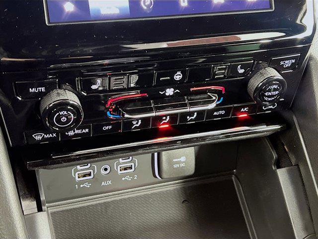 new 2025 Jeep Grand Cherokee L car, priced at $43,053