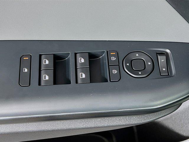 new 2025 Kia K4 car, priced at $22,957