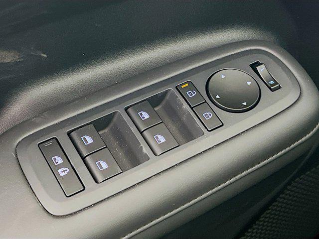 new 2025 Hyundai Santa Fe car, priced at $40,066