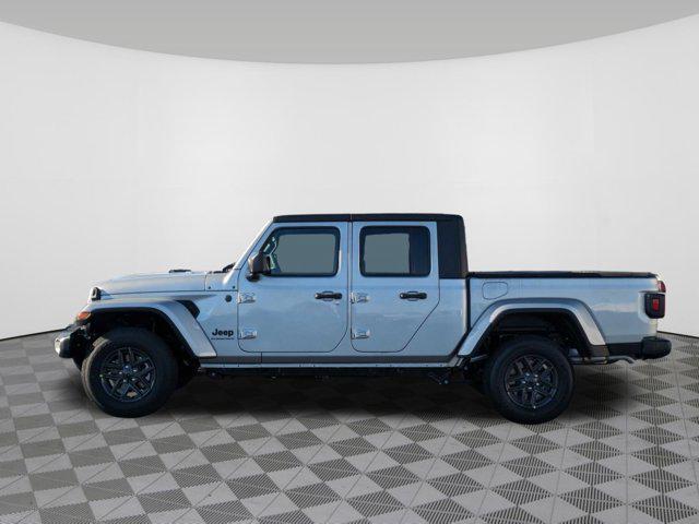 new 2024 Jeep Gladiator car, priced at $42,206